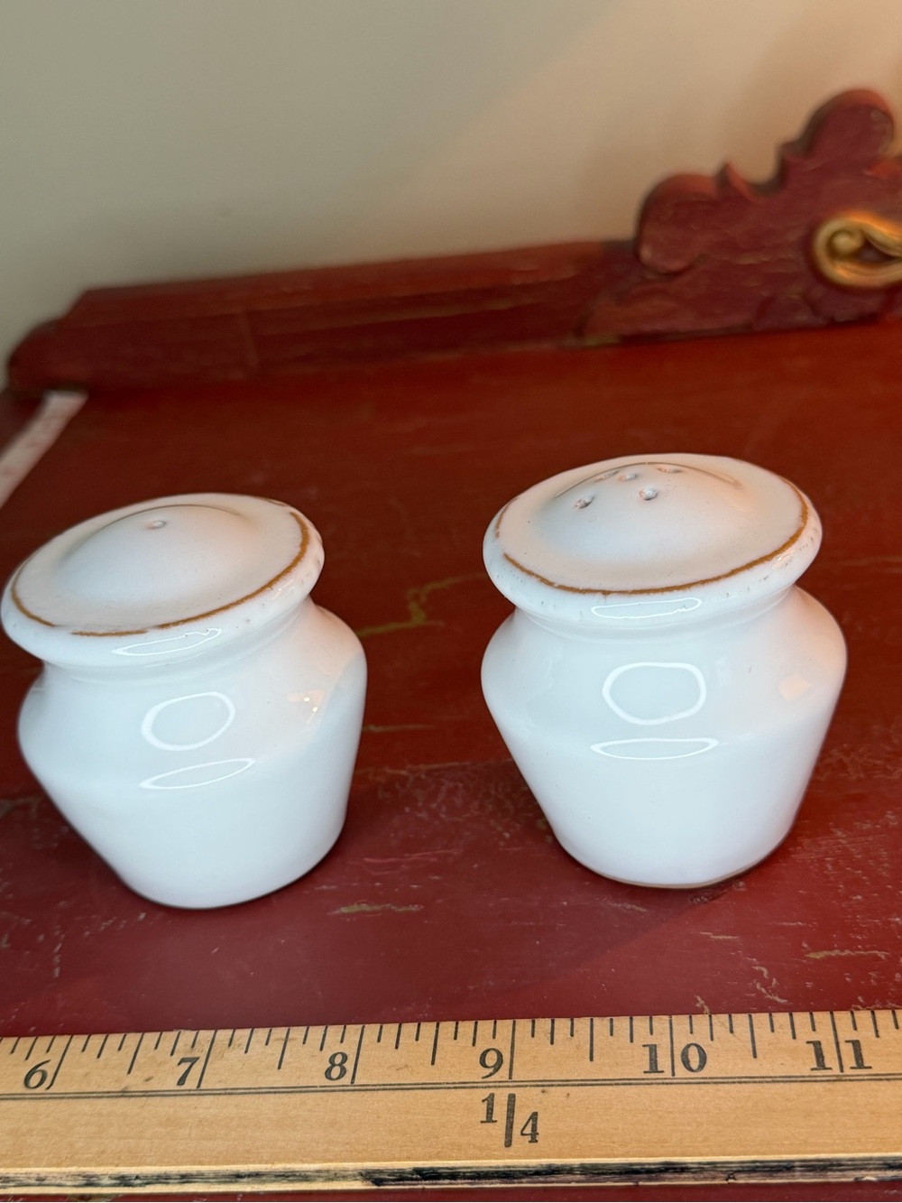 Vietri White Ceramic Salt & Pepper Shakers